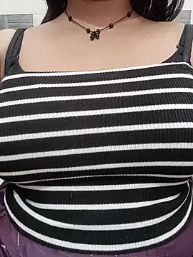cute-mahek online show from July 1, 2026, 7:46 pm