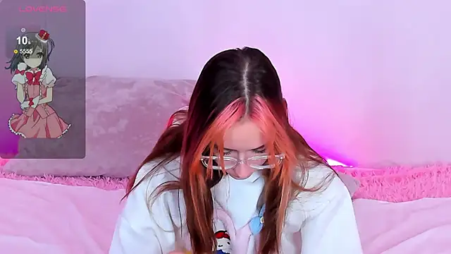 Snapshot of Doris_Scott chatting on January 22, 2025, 12:27 pm Doris Scott online show from January 22, 2025, 12:27 pm