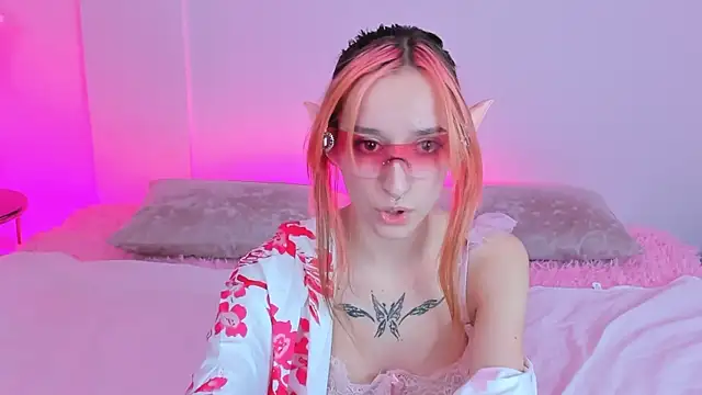 Snapshot of Doris_Scott chatting on January 23, 2025, 11:26 am Doris Scott online show from January 23, 2025, 11:26 am