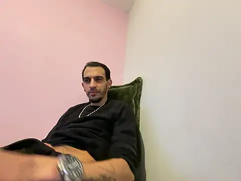 Rebeu313 online show from February 8, 2026, 2:37 am