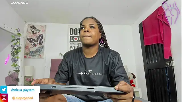 Snapshot of Alexa_paytom1 chatting on January 7, 2025, 8:52 pm Alexa paytom1 online show from January 7, 2025, 8:52 pm