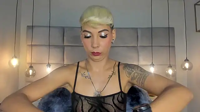 MiaMorgan  online show from January 14, 2025, 12:03 pm
