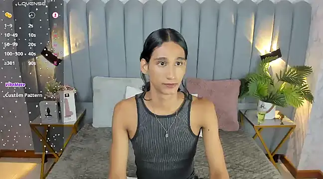 Snapshot of skyyfoxpraga chatting on January 4, 2025, 12:38 pm skyyfoxpraga online show from January 4, 2025, 12:38 pm