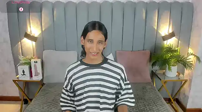 Snapshot of skyyfoxpraga chatting on January 11, 2025, 6:54 pm skyyfoxpraga online show from January 11, 2025, 6:54 pm