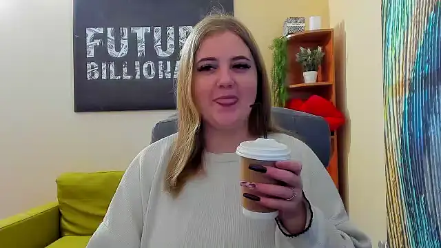 Snapshot of Doliss chatting on February 15, 2025, 6:44 am Doliss online show from February 15, 2025, 6:44 am