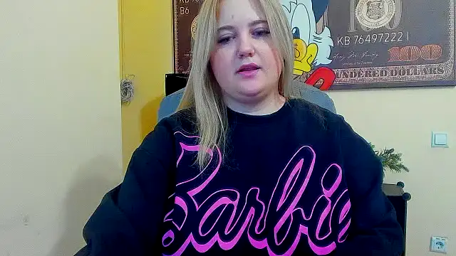 Snapshot of Doliss chatting on October 2, 2025, 5:58 am Doliss online show from October 2, 2025, 5:58 am