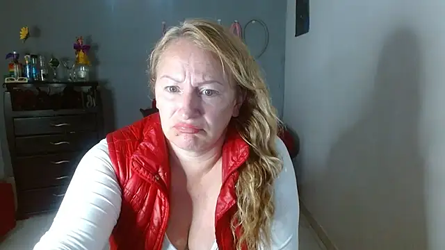 emperabigbootybigass online show from January 21, 2025, 1:22 pm