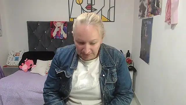 emperabigbootybigass online show from June 26, 2026, 12:31 pm