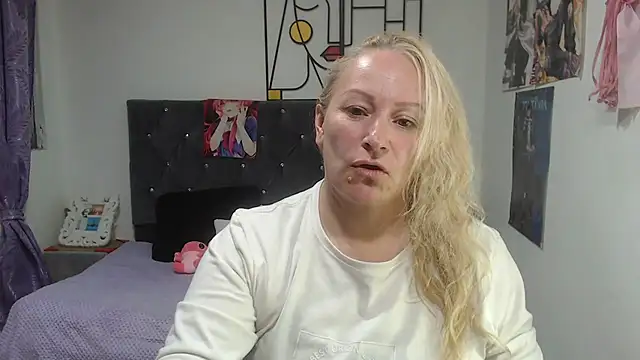 emperabigbootybigass online show from June 27, 2026, 12:37 am