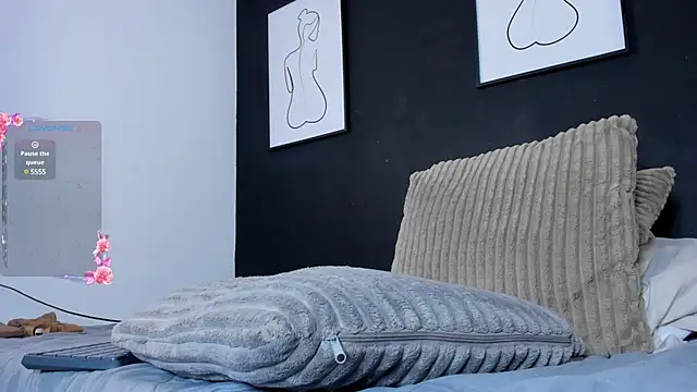 Lilith dh online show from March 20, 2025, 2:42 pm