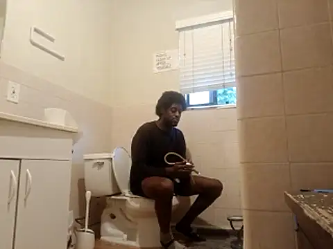 DevinToore online show from November 2, 2025, 8:22 pm