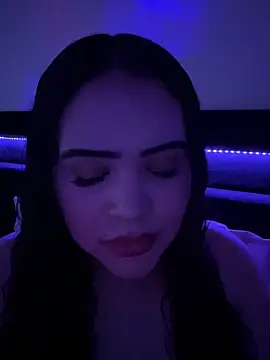 iTrapXXXBACKUP online show from March 5, 2026, 6:37 pm