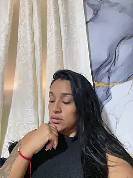 Snapshot of KatalinnaBrown chatting on April 1, 2026, 5:10 pm KatalinnaBrown online show from April 1, 2026, 5:10 pm