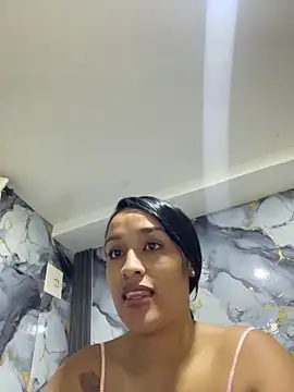 Snapshot of KatalinnaBrown chatting on April 10, 2026, 11:15 am KatalinnaBrown online show from April 10, 2026, 11:15 am