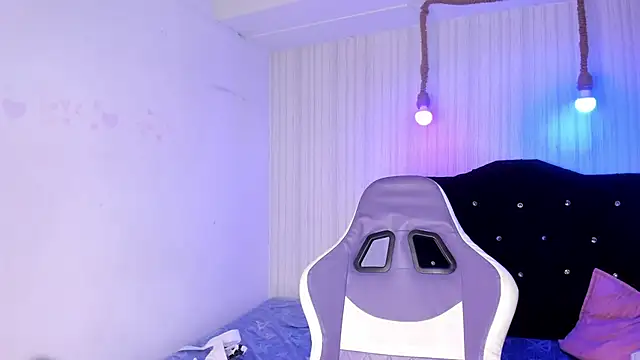 miku katsuragi online show from October 7, 2025, 3:25 am