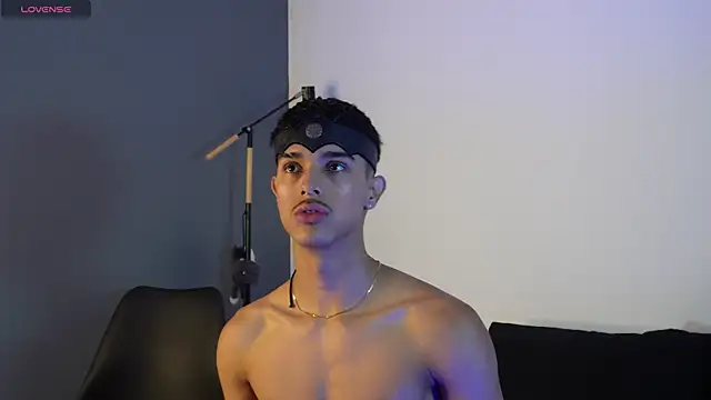 Busterspinter online show from October 15, 2025, 4:51 pm