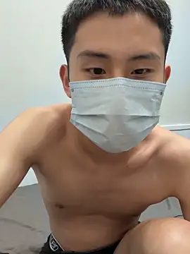 Snapshot of Benson18y chatting on September 30, 2025, 2:44 pm Benson18y online show from September 30, 2025, 2:44 pm