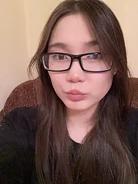 Snapshot of Milka23 chatting on October 12, 2025, 9:03 pm Milka23 online show from October 12, 2025, 9:03 pm