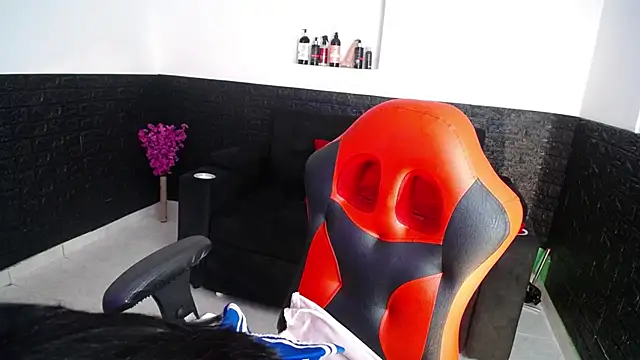 Snapshot of Marfil_RJ_A chatting on October 27, 2025, 2:04 am Marfil RJ A online show from October 27, 2025, 2:04 am