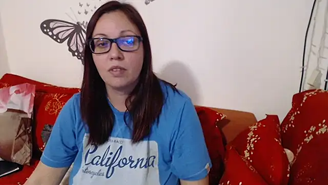LadyHellene online show from January 19, 2025, 4:14 pm