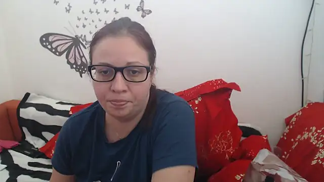 LadyHellene online show from February 25, 2025, 1:39 pm