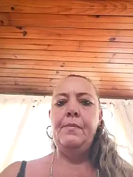 Snapshot of Kimmyb777 chatting on June 13, 2026, 9:18 am Kimmyb777 online show from June 13, 2026, 9:18 am