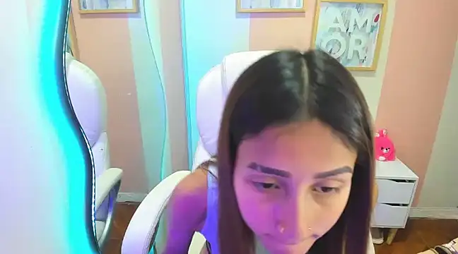Snapshot of Dafnebela1 chatting on December 12, 2024, 4:10 pm Dafnebela1 online show from December 12, 2024, 4:10 pm