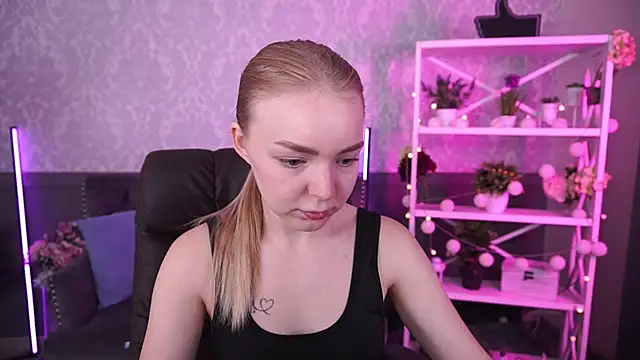Snapshot of EmilySunshineS chatting on September 25, 2025, 6:06 am EmilySunshineS online show from September 25, 2025, 6:06 am