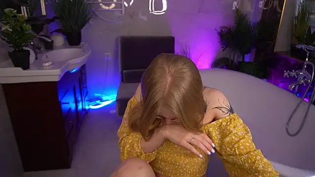 EmilySunshineS online show from June 7, 2026, 6:17 am