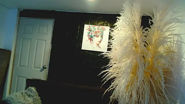 CINTHIA1609 online show from October 7, 2025, 11:02 pm