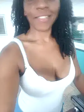 Luhma hot online show from May 9, 2026, 1:05 pm