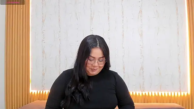 victoriajk online show from February 9, 2026, 12:31 pm