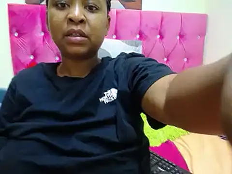 Hotty-boobsxxx online show from December 10, 2024, 8:38 pm