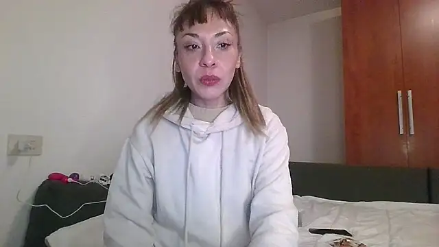 KarolinaReaper online show from December 30, 2024, 3:02 pm