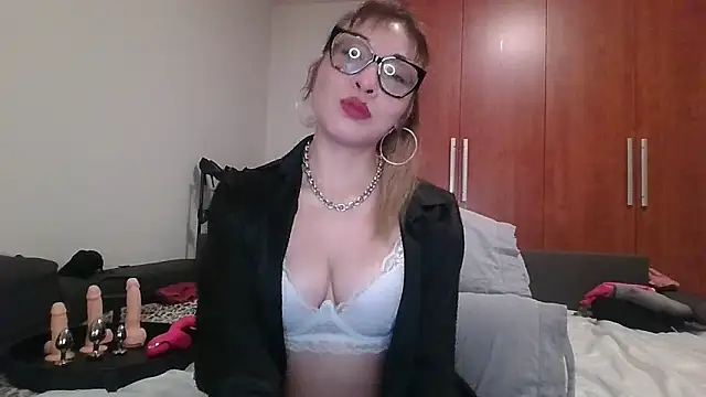 KarolinaReaper online show from February 7, 2025, 7:17 pm
