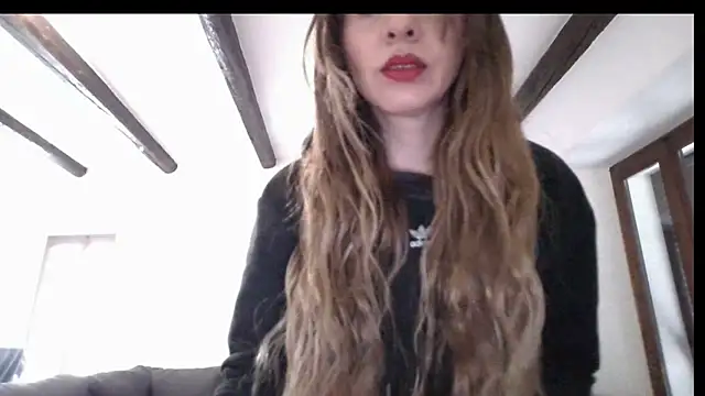 Snapshot of KarolinaReaper chatting on March 22, 2026, 3:04 pm KarolinaReaper online show from March 22, 2026, 3:04 pm