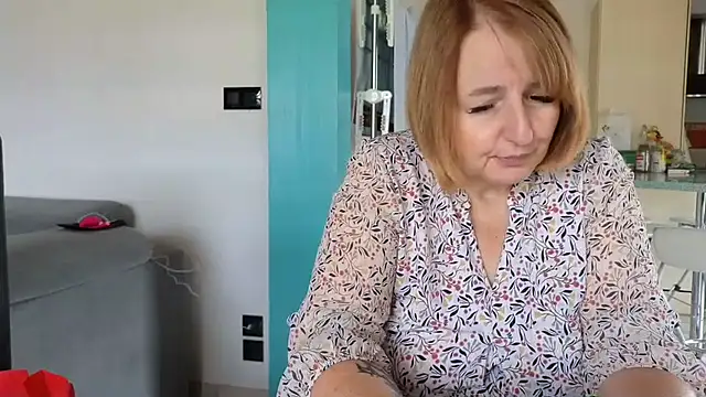 Sandcoq online show from May 19, 2026, 8:53 am