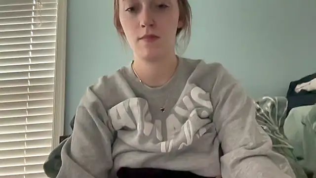 Snapshot of Maxinebabyyy chatting on February 19, 2026, 8:27 pm Maxinebabyyy online show from February 19, 2026, 8:27 pm