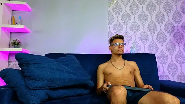 Boy4boy2 online show from December 21, 2024, 12:27 pm