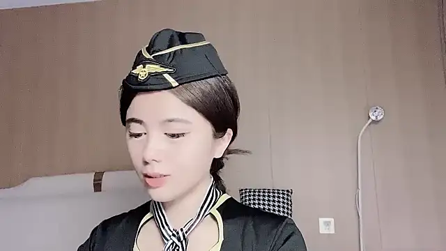 jiaozi-kiss online show from December 16, 2024, 2:25 am