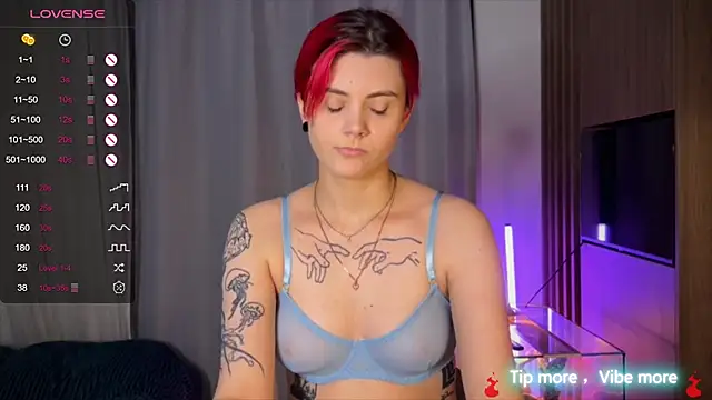 HarpyWitch online show from December 11, 2024, 7:57 pm