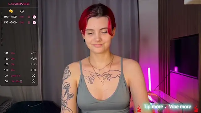 HarpyWitch online show from December 12, 2024, 8:10 pm