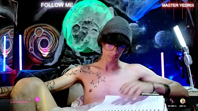 Yedrix online show from October 14, 2025, 8:20 pm