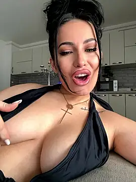 Snapshot of melissablack chatting on January 14, 2026, 9:26 am melissablack online show from January 14, 2026, 9:26 am