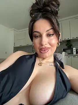 melissablack online show from May 5, 2026, 7:38 am