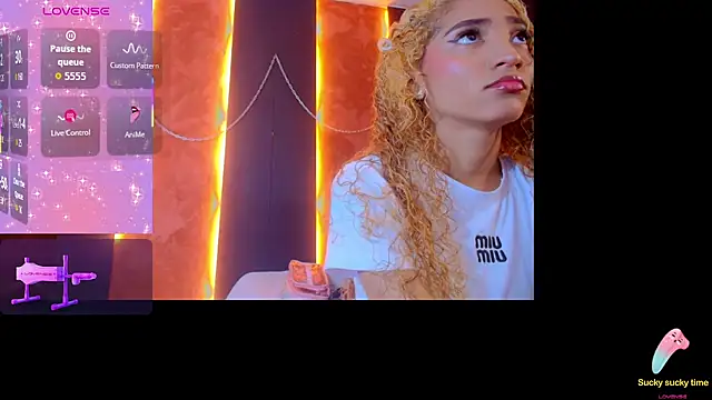 Charlotte Love10 online show from September 23, 2025, 12:41 pm