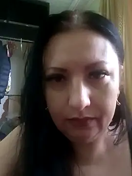 Snapshot of Veronica-Celie chatting on December 17, 2025, 6:52 am Veronica-Celie online show from December 17, 2025, 6:52 am