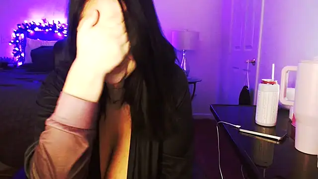 Snapshot of AlyssiaAmoreXO chatting on February 20, 2026, 3:56 pm AlyssiaAmoreXO online show from February 20, 2026, 3:56 pm