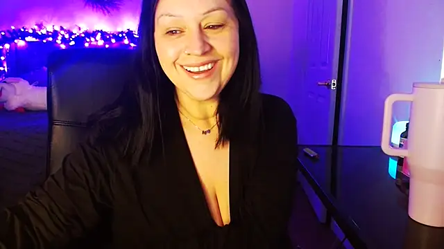 Snapshot of AlyssiaAmoreXO chatting on March 9, 2026, 2:43 pm AlyssiaAmoreXO online show from March 9, 2026, 2:43 pm