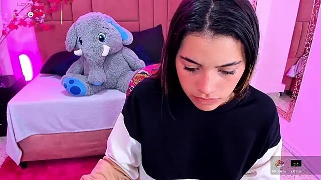 Leah Means  online show from February 22, 2025, 4:30 pm